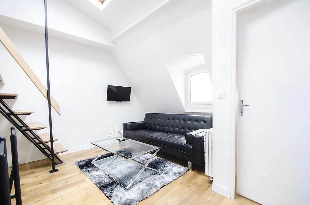 Luxury Apartment In Paris - Montorgueil