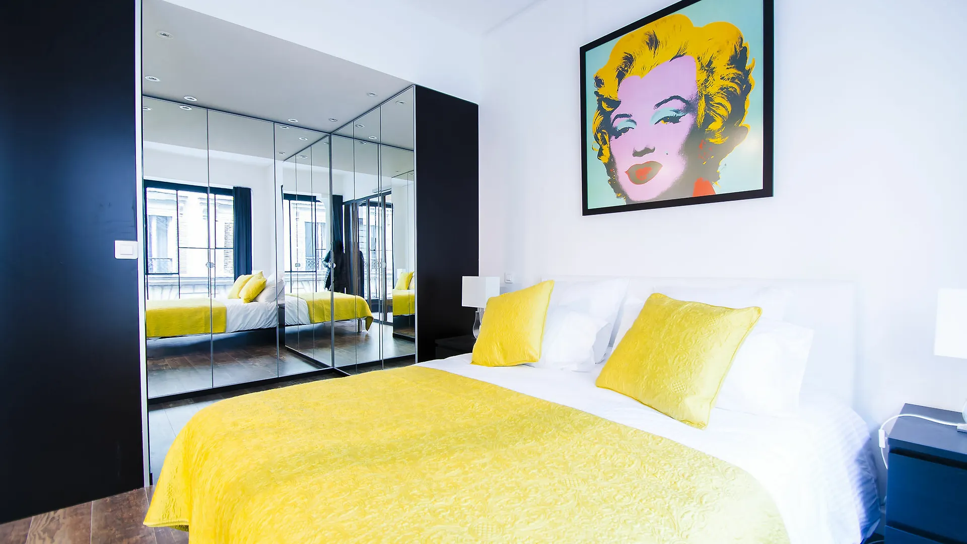 Luxury Apartment In Paris - Montorgueil